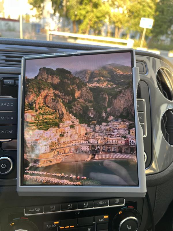 Samsung Galaxy Fold6 Car Holder