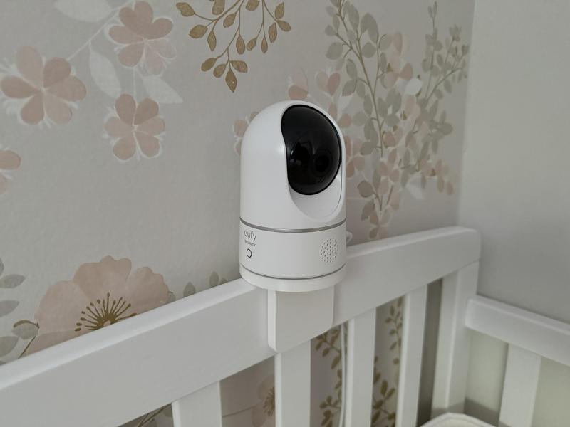 Eufy 2k Pan & Tilt mount for bedframe