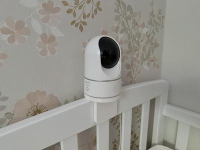 Eufy 2k Pan & Tilt mount for bedframe