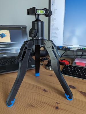 Mini Tripod w/Adjustable Legs