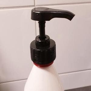 Bottle thread adapter