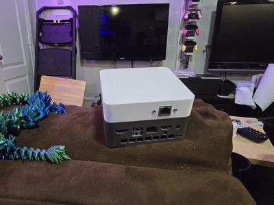 GMKtec G3 ethernet port top