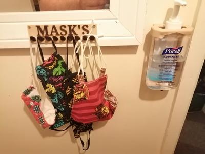 MASK WALL HOLDER
