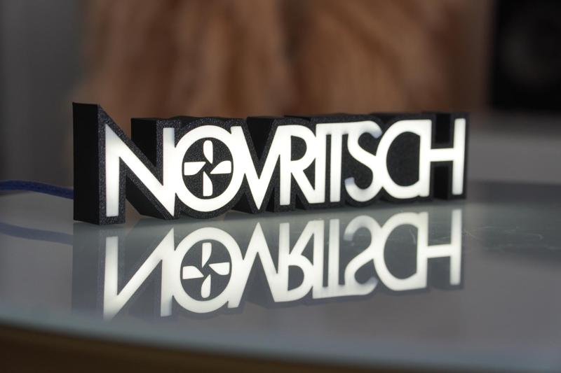 Novritsch lightbox