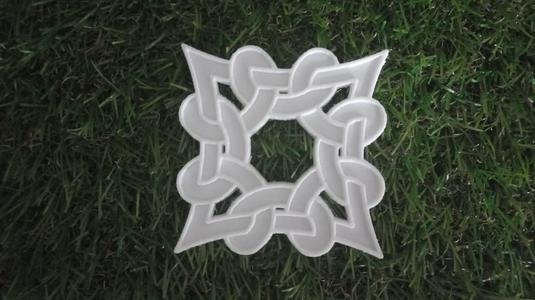 Broche  nudo infinito Rombo