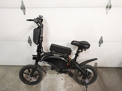 Jetson Bolt Pro battery compartment