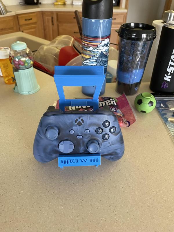 Headset/xbox controller stand