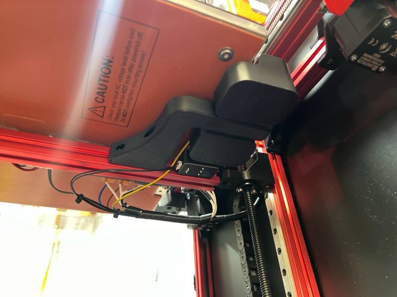 LDO Trident mount for Decontaminator Purge Bucket & Nozzle Scrubber