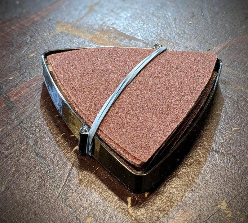 Multitool Sandpaper Container
