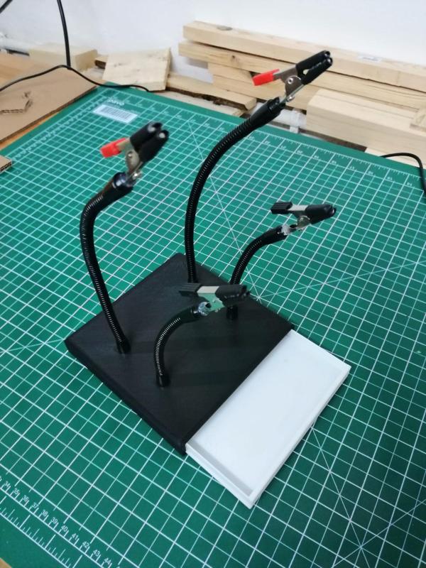 Third Hand "Godzilla" with a small storage box