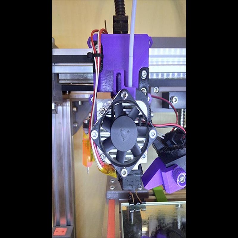 Gedz' - D-bot linear rail Titan Aero carriage with integrated Titan body