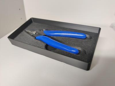 Gridfinity Pliers Holder in Stackable 2x4x3 Container