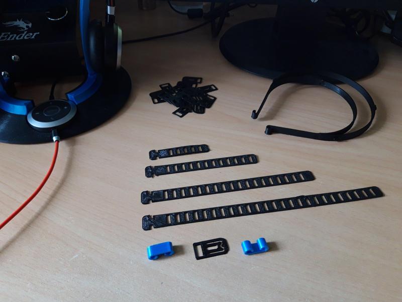 Adjustable elastic clip & straps (mainly for face shield)