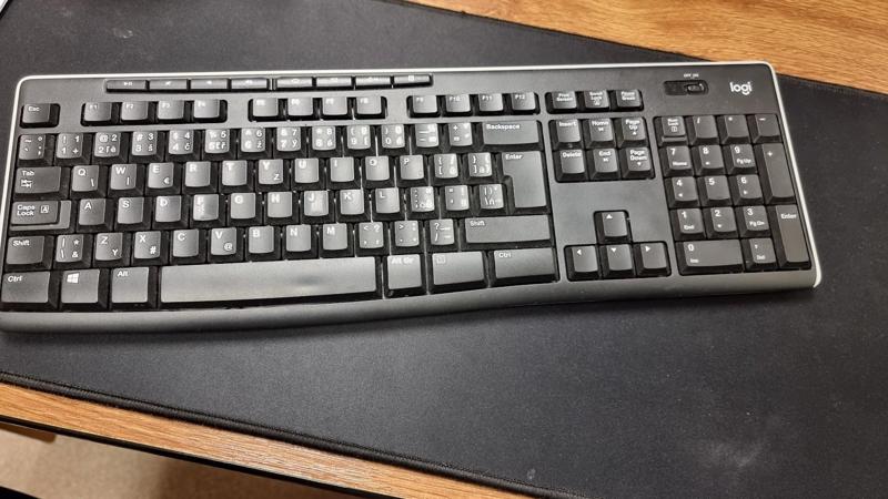 Keyboard feet for Logitech K270 / K260