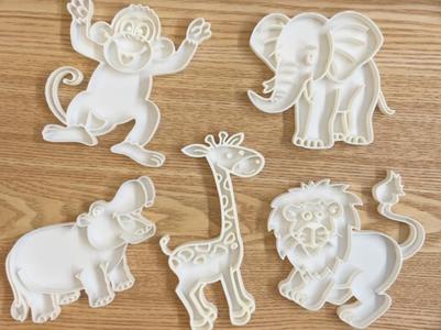 Sensory play jungle/zoo