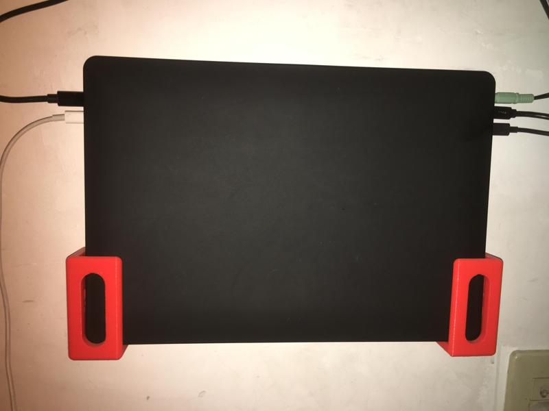 Macbook pro wall mount