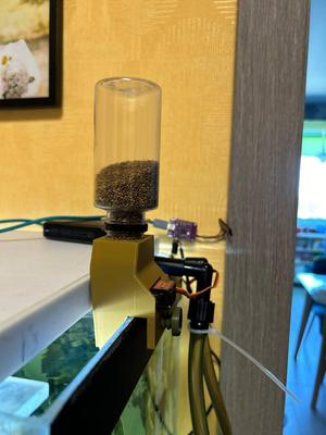 Aquarium feeder mkII