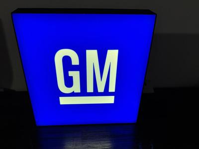 Holden / GM Logo on Large Blue Background Light 