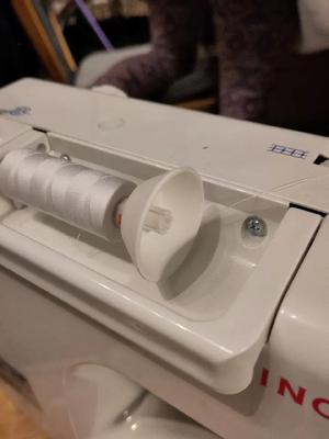 upper thread holder singer sewing machine / obergarnhalter liegend   