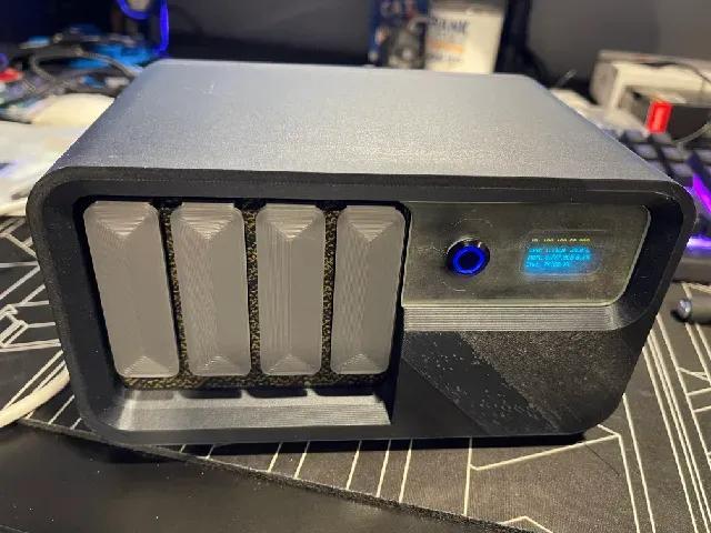 Pi NAS project left and right case merged   