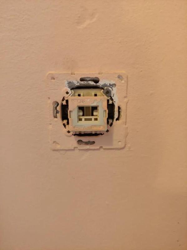 Lightswitch Cover Replacement   