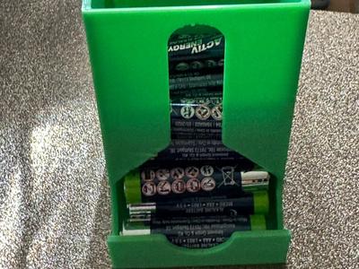 Battery dispenser (AAA type)