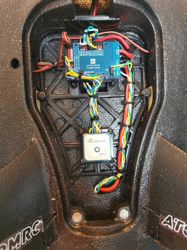 AtomRc Dolphin Parts (dji, cable management, pan tilt,...)