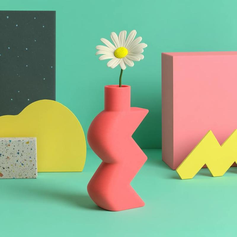 Flicker Vase – Bold Geometric Memphis Decor