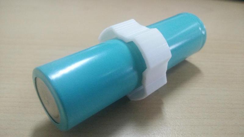 Battery Adaptor (26650 to 18650)