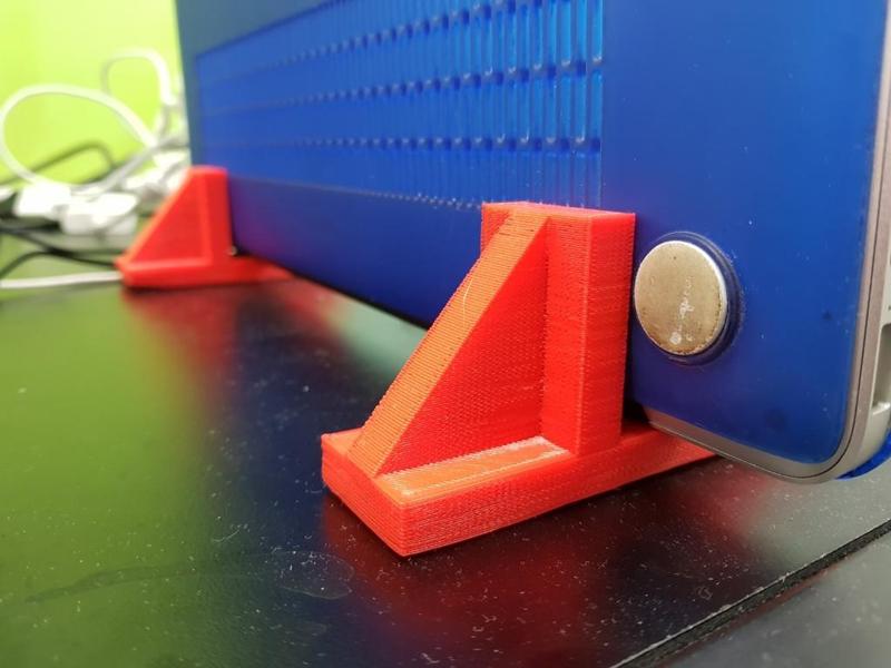 Macbook Pro Retina 15(2015) Clampshell Mode Stand