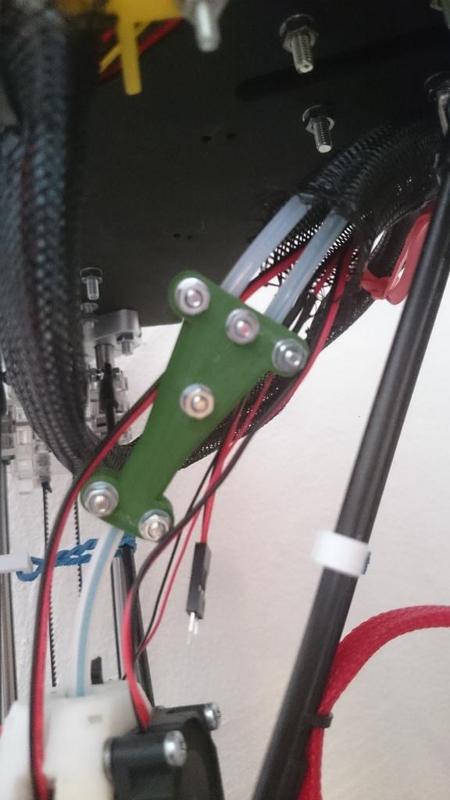 Y-adapter without pneufit