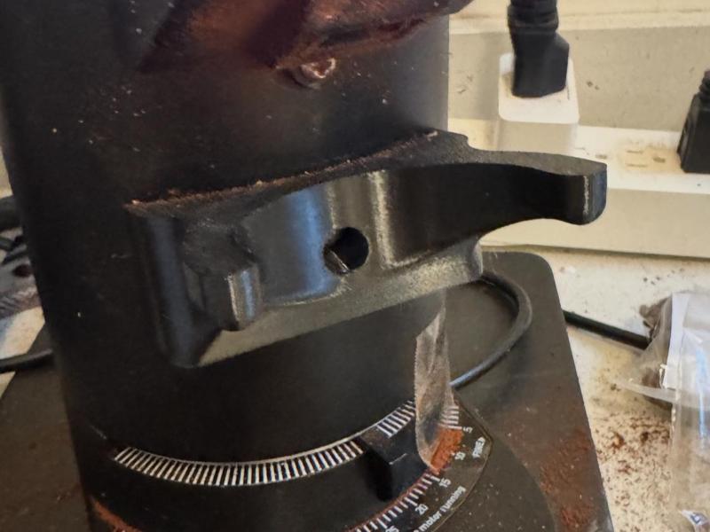 DF64E Espresso Grinder Grounds Receptacle Arms