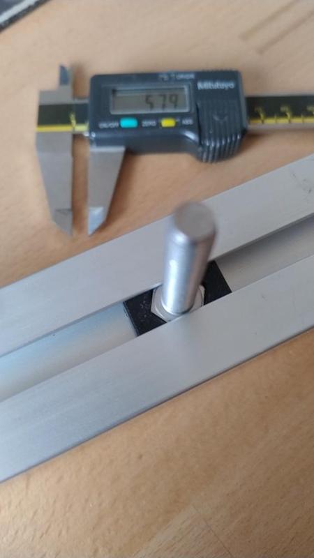 PV-Montageschiene 40x40 Solar Balkonkraftwerk - Nutenstein SW13mm / M8