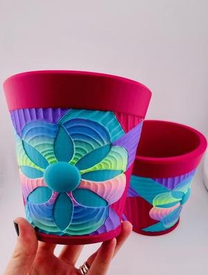 Carved Patchwork 8 Petal Pot