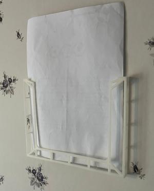 The best A4 paper wall holder
