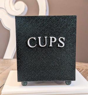 Container to hold small cups (Dixie or similar)