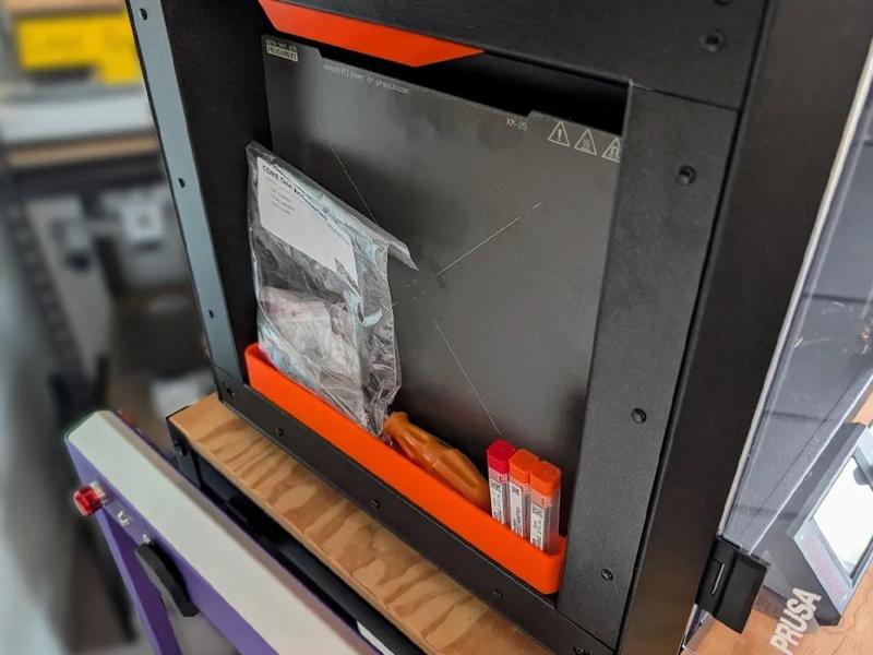 Simple Core One Side Tray   