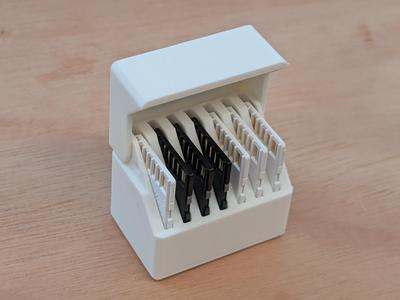 7x SD Card Box