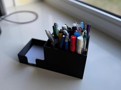 post-it and pen holder