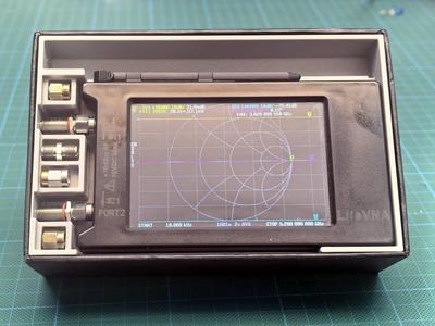 LiteVNA64 Box Insert (remixed) with stylus