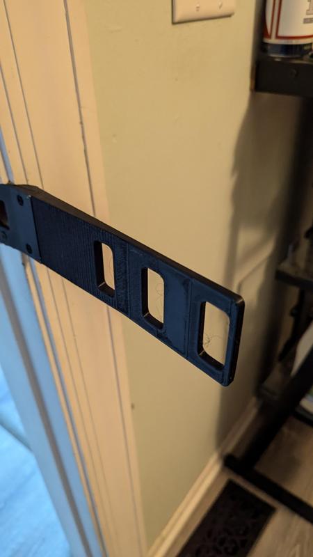 Cat door latch remix smaller