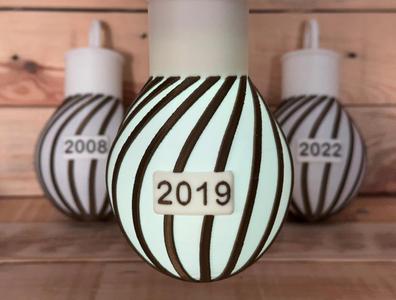 Tea Light Bauble with editable date (in Studio)