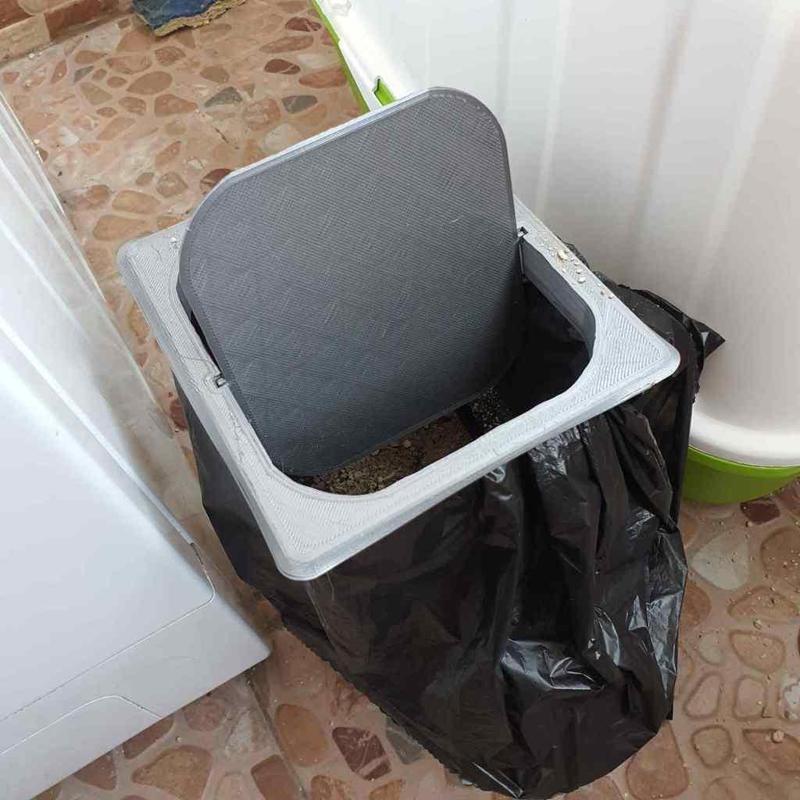 Waste Basket recicle bottle