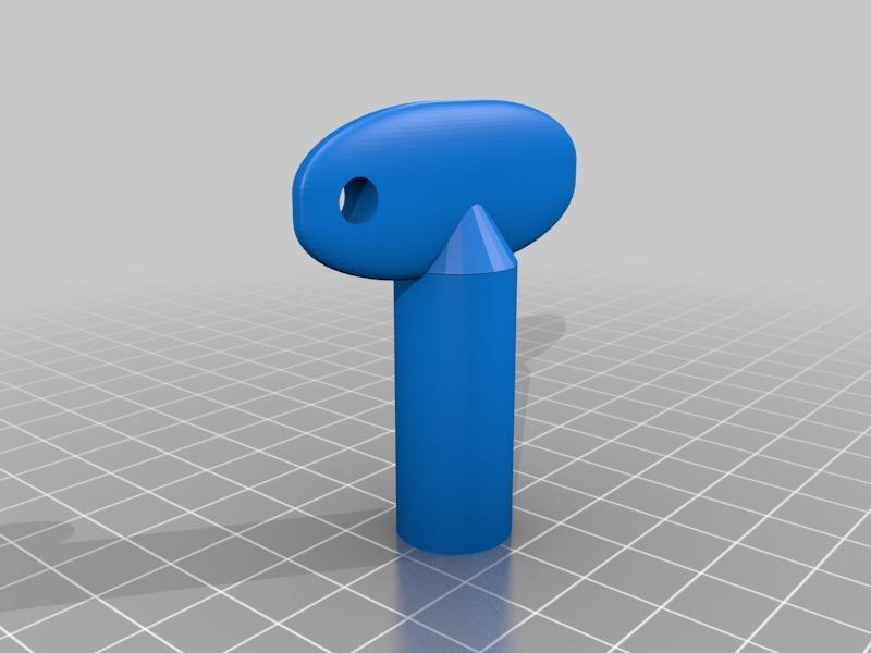universal key triangular