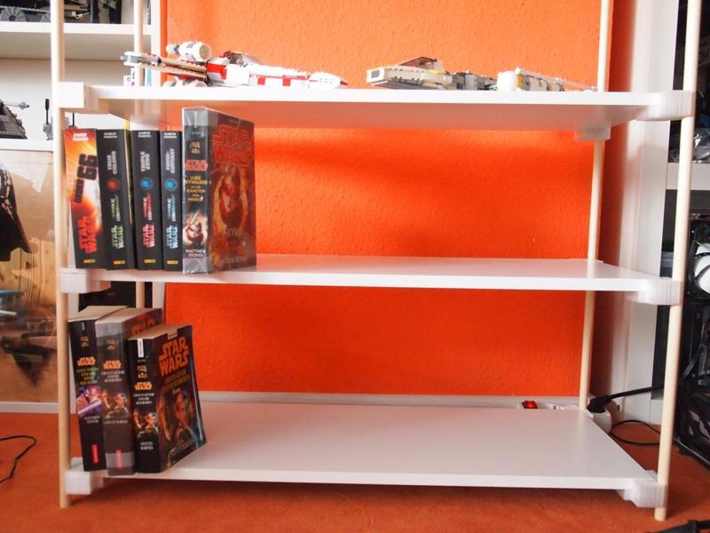 3D held wooden shelf Version 1