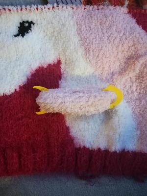 Knitting shuttle (jacquard)