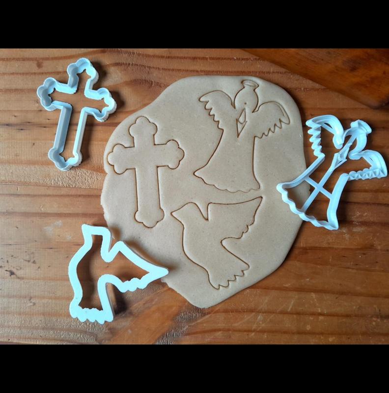 x3 Holy Communion - Cookie cutter, dough - baptism religion
