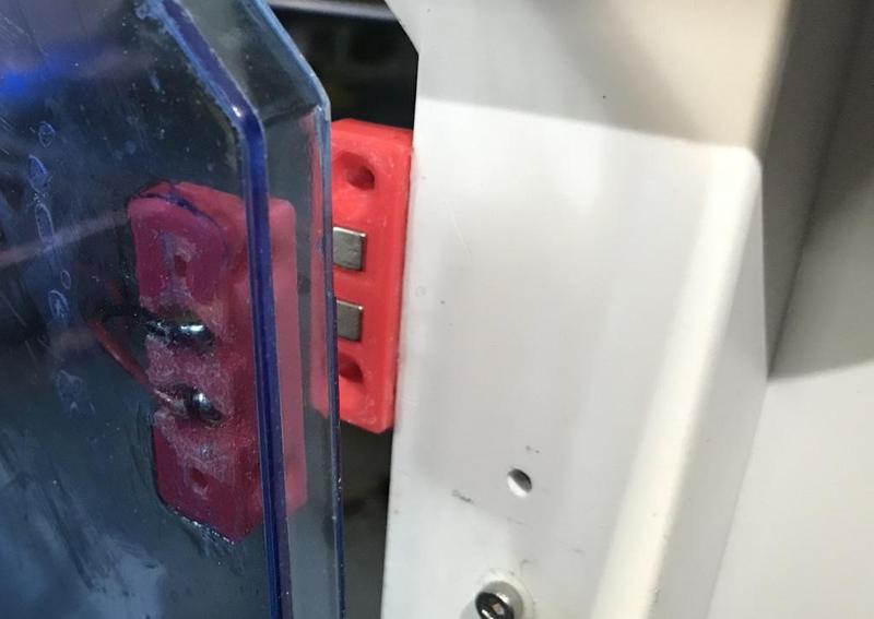 Geoffs Magnetic Connector