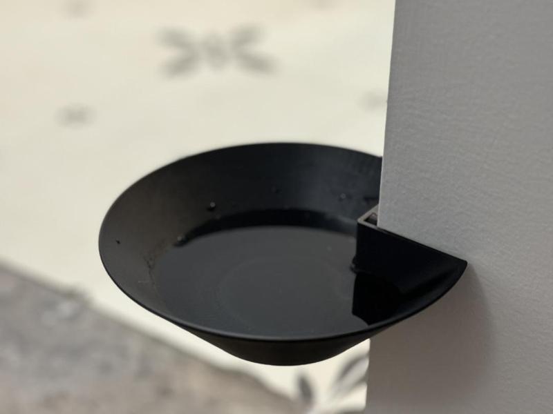 Wall-Mounted Cat Bowl