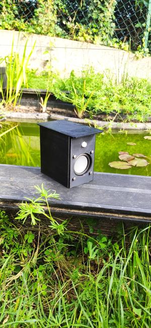 Autonomous buzzer for herons and other animals